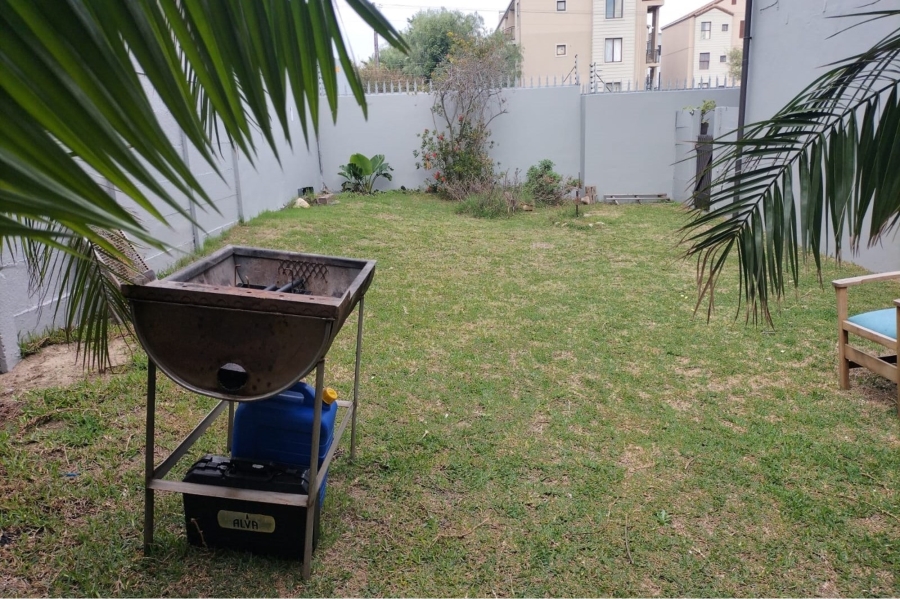 To Let 2 Bedroom Property for Rent in Table View Western Cape